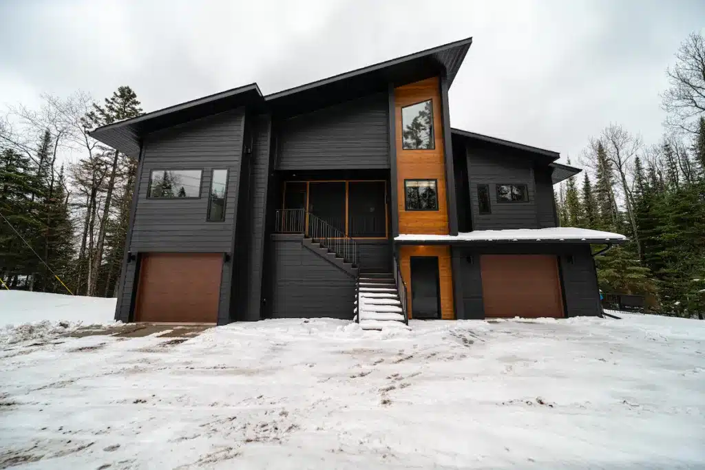 Modern Lake Shore Home